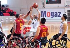 Beşiktaş: 70 - Galatasaray: 60