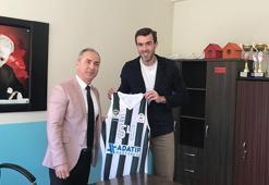 Kerem Özkan'dan okula ziyaret
