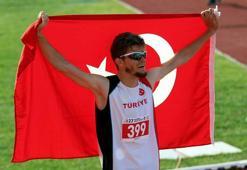 Yasin Süzen, 400 metrede dünya şampiyonu oldu