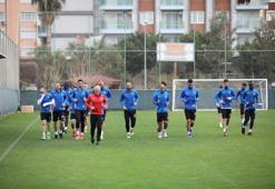 Alanyaspor'da Antalyaspor maçı hazırlıkları sürüyor