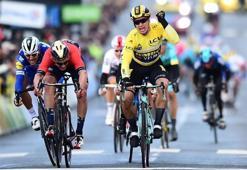 Paris - Nice'te 2. etabın galibi de Dylan Groenewegen