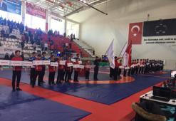 Türkiye Gençler Serbest Güreş Şampiyonası başladı