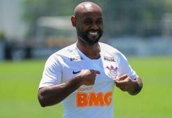Vagner Love Beşiktaş'tan ayrıldı kendisine geldi