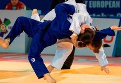 Nazım Canca Avrupa Judo Kupası'nın ilk gününde Türkiye 13 madalya kazandı
