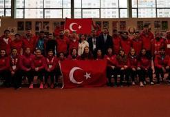 Atletizmde 13 madalya