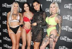 Boşanmayı striptiz kulübünde kutladı