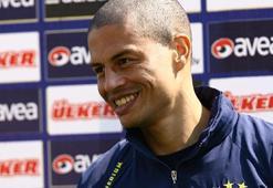 Fenerbahçe'nin teklifine Alex'ten yanıt!