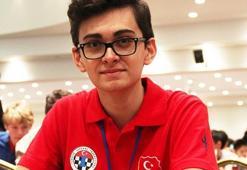 Satrançta Vahap Şanal'dan bir şampiyonluk daha