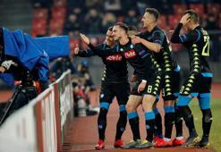 Napoli, Zürih'i rahat geçti avantajı kaptı
