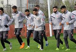 Adanaspor çift idmanla çalışıyor