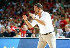 Ufuk Sarıca'dan Pınar Karşıyaka açıklaması
