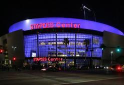 Lakers ve Clippers'ın evi Staples Center'da askeri tatbikat
