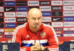 Stanislav Çerçesov: "İsveç ve Türkiye maçları bizi zorlayacak"
