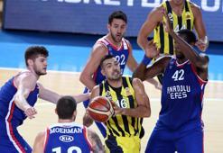 Fenerbahçe - Anadolu Efes maç sonucu: 62-65