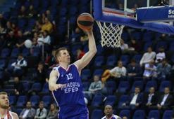 Gomelsky Cup'ta Anadolu Efes, Olympiacos'u mağlup etti: 78-70