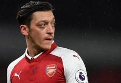 Mesut Özil FIFA takımı kurdu, ilk transferini yaptı