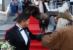 Beşiktaşlı gelin ve damada Kartal sürprizi!
