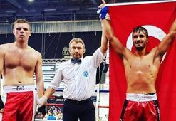 Adanalı Mahsum Teker kick boksta dünya şampiyonu oldu