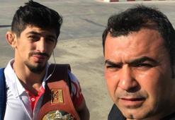 Şampiyon güreşçi Kerem Kamal yalnız kaldı