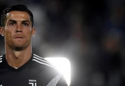 Ronaldo'ya ilginç benzetme: Sokak kedisi gibi!