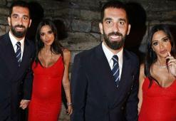 Arda Turan, oğlu için 8 bin Tl'lik bebek arabası aldı