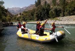 Hakkari Cilo Rafting takımı şampiyona yolunda