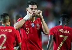 Pepe'den klas hareket!