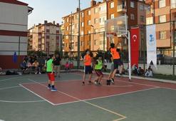 Akşehir'de geleneksel sokak basketbolu heyecanı başladı