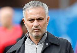 Jose Mourinho'ya hapis şoku!
