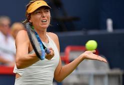 Tek erkeklerde İsviçreli Federer, tek kadınlarda ise Rus Sharapova 4. turda elendi