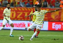 Eljif Elmas'a milli davet