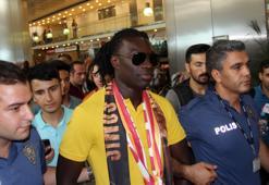 Bafetimbi Gomis İstanbul'dan ayrıldı