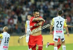 Gecenin adamı Negredo