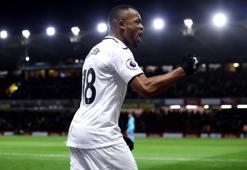 Bir Ayew de Galatasaray alıyor