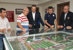 Alpay Özalan'dan Altınordu'ya ziyaret
