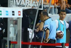 Cüneyt Çakır'ın 'VAR' kararı tartışma yarattı! İşte Deniz Çoban'ın yorumu...