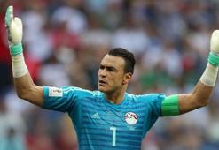 Kupaların rekortmeni Essam Al-Hadary, futbola veda etti