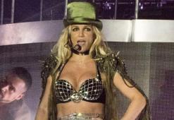 Britney Spears, Brighton'ı salladı!