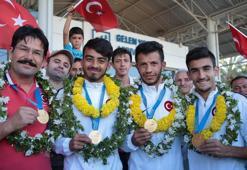 İşitme engelli şampiyonlar Antalya'da
