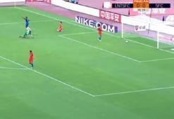 Demba Ba rakip tanımıyor! ( Golü izle )