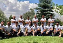 Genç güreşçiler Roma'da madalya arayacak