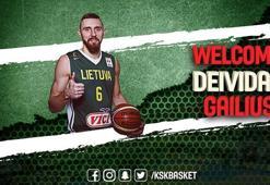 Pınar Karşıyaka Gailius'la imzaladı