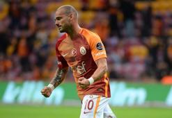 Wesley Sneijder: Hakan Çalhanoğlu'nun futbolunu beğeniyorum