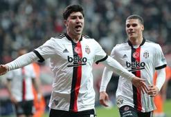 Beşiktaş - Başakşehir maçını Fanatik yazarları değerlendirdi
