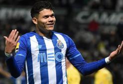 Transfer haberi: Manchester United, Evanilson ve Vitinha'nın peşinde