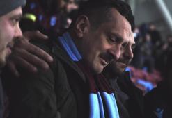 Trabzonspor taraftarı babadan şampiyonluk mesajı: Silahlı kutlama yapmayın!
