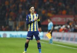 İngiltere'de gündem Fenerbahçe'nin yıldızı Mesut Özil
