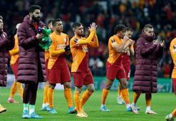 Galatasaray Barcelona'ya kaybetti! Fanatik yazarları bu maçı değerlendirdi