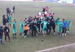 TFF 2. Lig Kırmızı Grup'ta Ergene Velimeşespor fırtınası