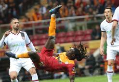 Nef Stadyumu'nda Galatasaray taraftarından Caner Erkin'e büyük protesto!